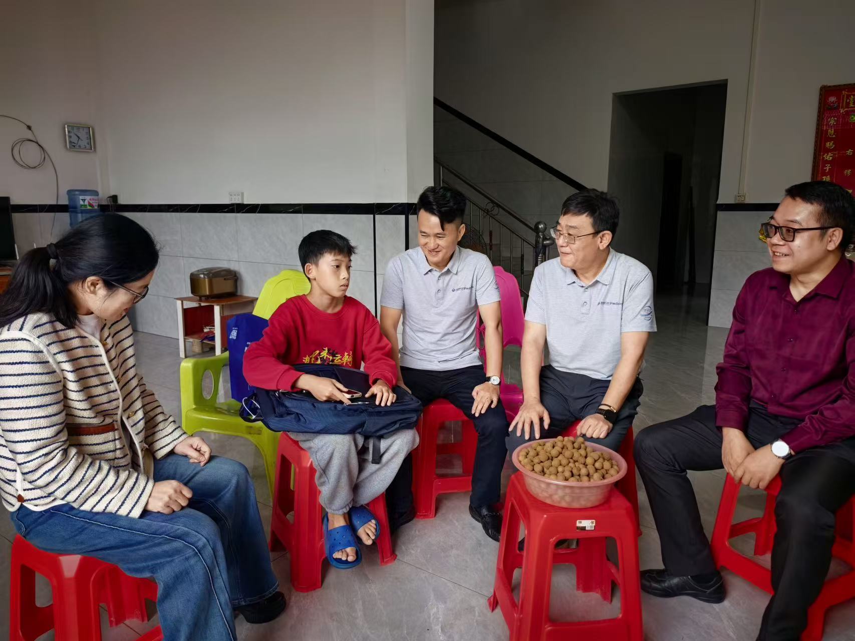 童心筑梦 微愿同行——同方启辰2025大新县关爱行动纪实